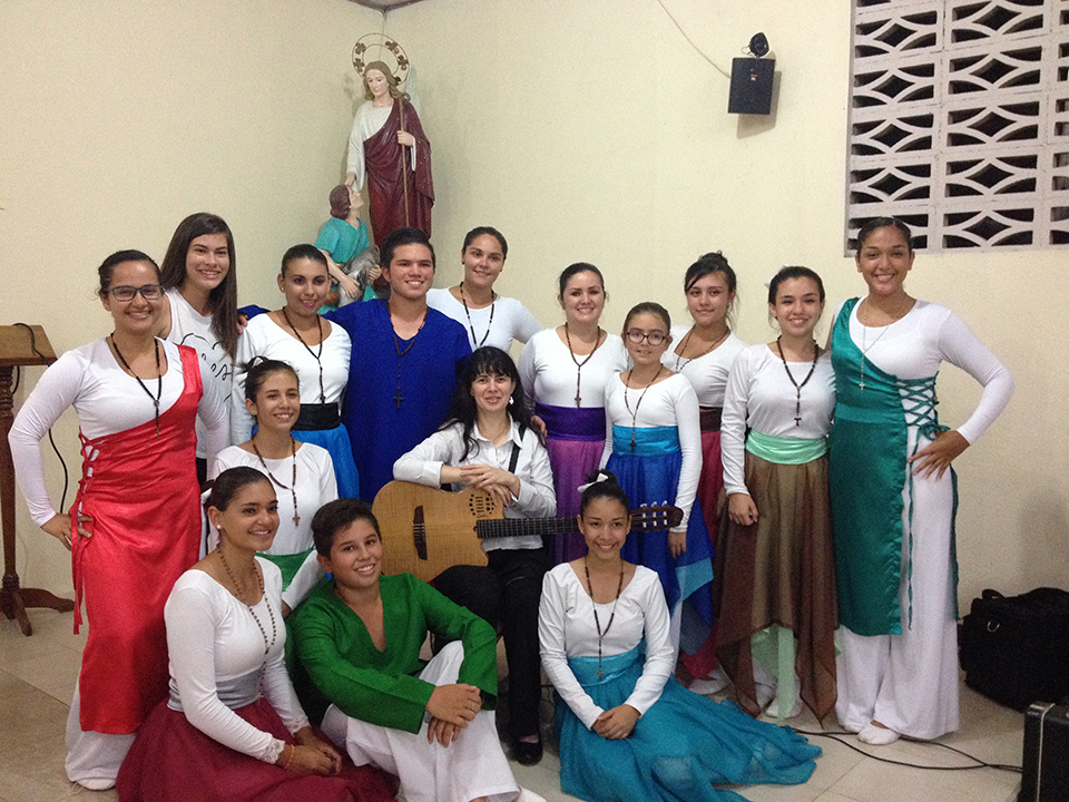 Canciones de Navidad Ministerio de Silvia Rodriguez